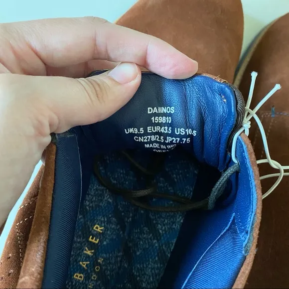 NWOB | Ted Baker London | Suede Chukkas