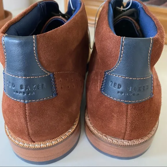 NWOB | Ted Baker London | Suede Chukkas