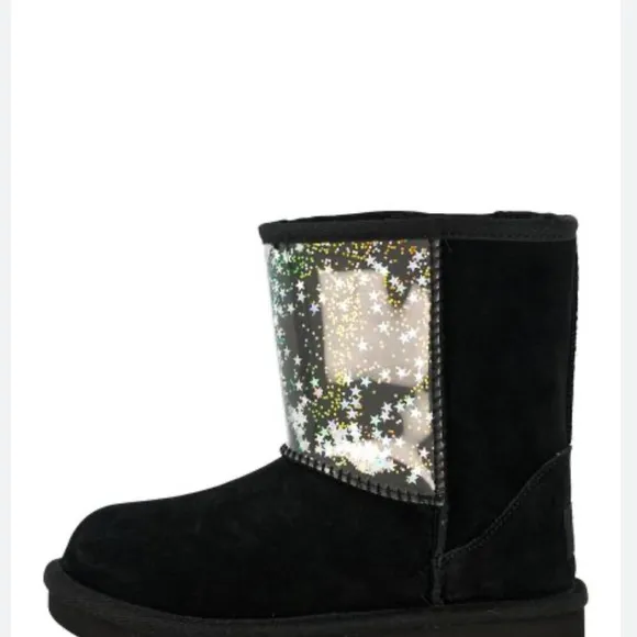 NWOB UGG Boots w/ stars 🌟