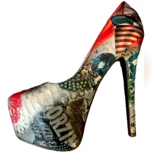 NWOB Wild Rose Elle Closed Toe Platform Stiletto Heels Size 8.5.