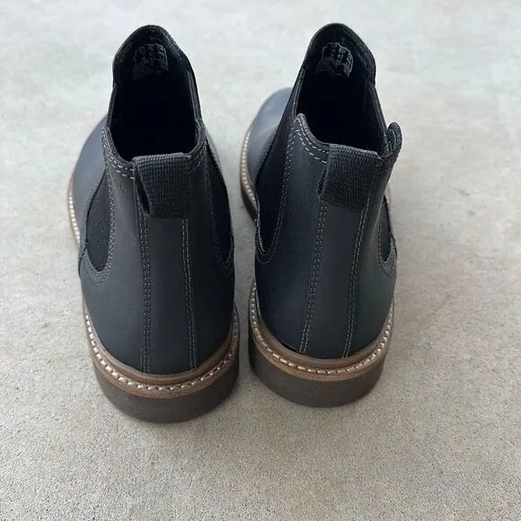 NWOB Clarks BushAcre Chelsea Black Boots Men’s Size 10