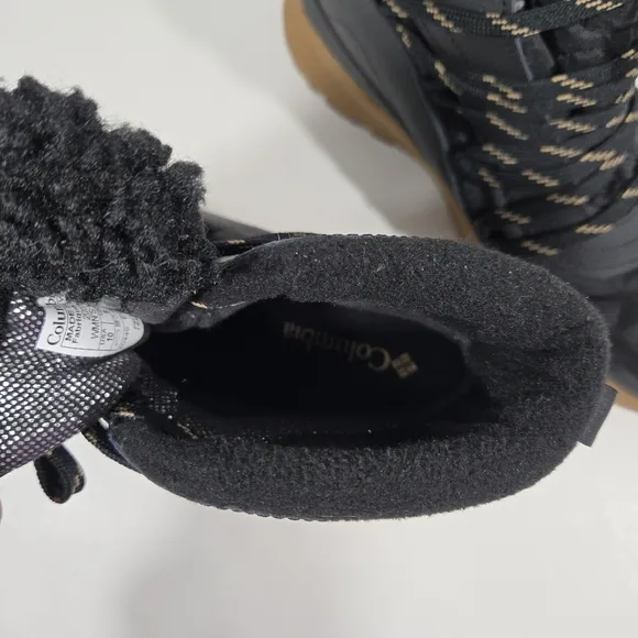 NWOT Columbia Women's Red Hills Omni-Heat Snow Boots
