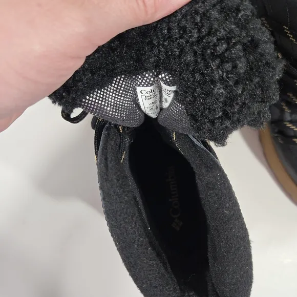 NWOT Columbia Women's Red Hills Omni-Heat Snow Boots