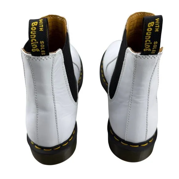 NWOT DR. MARTEN 2976 Yellow Stitch Smooth Leather Chelsea Boots Women US 11