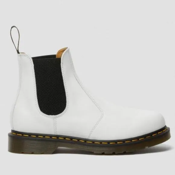 NWOT DR. MARTEN 2976 Yellow Stitch Smooth Leather Chelsea Boots Women US 11