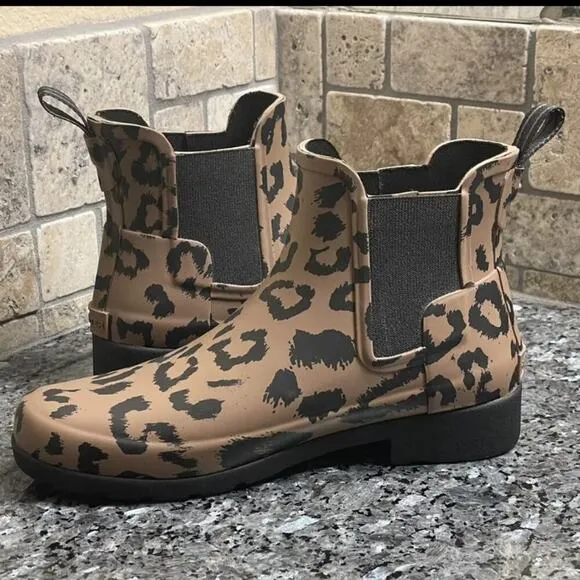 NWOT Hunter Cheetah mini rain women’s boots 🐆