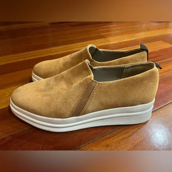 NWOT Naturalizer Yola Tan Slip On Platform Shoes/Sneakers-Suede Size 10W