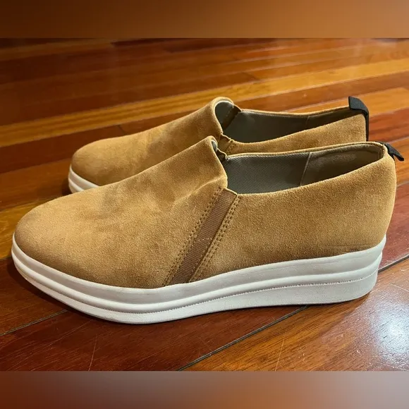 NWOT Naturalizer Yola Tan Slip On Platform Shoes/Sneakers-Suede Size 10W
