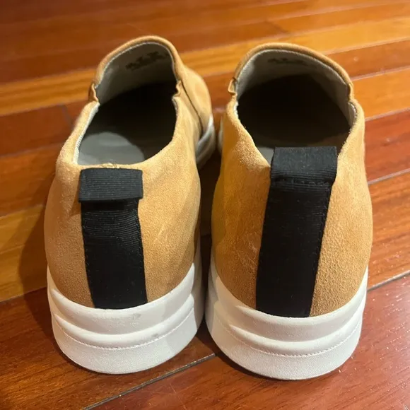 NWOT Naturalizer Yola Tan Slip On Platform Shoes/Sneakers-Suede Size 10W