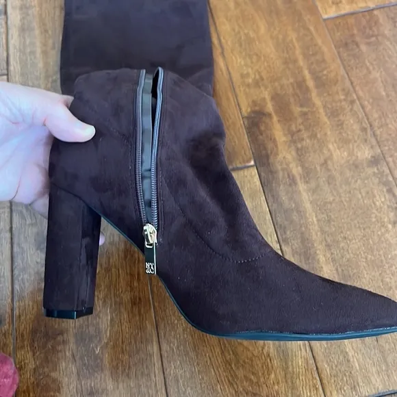 NWOT New York &amp; company Women Boots Size 9