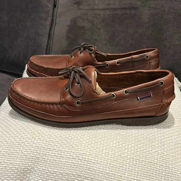 NWOT Sebago Men's “Schooner” Brown Boat Shoes Size 9 &amp; 10.5