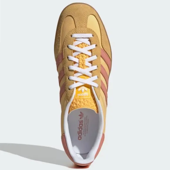 NWT Adidas Gazelle Indoor Sneakers Semi Spark/Wonder Clay/Cloud White W5.5