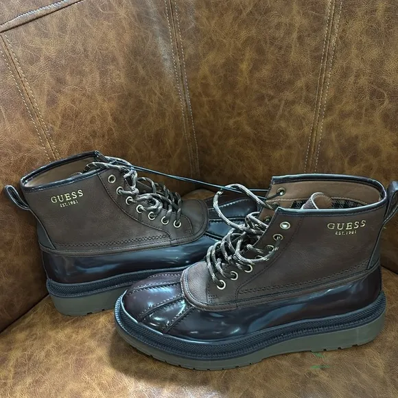 NWT Guess Men’s Boots