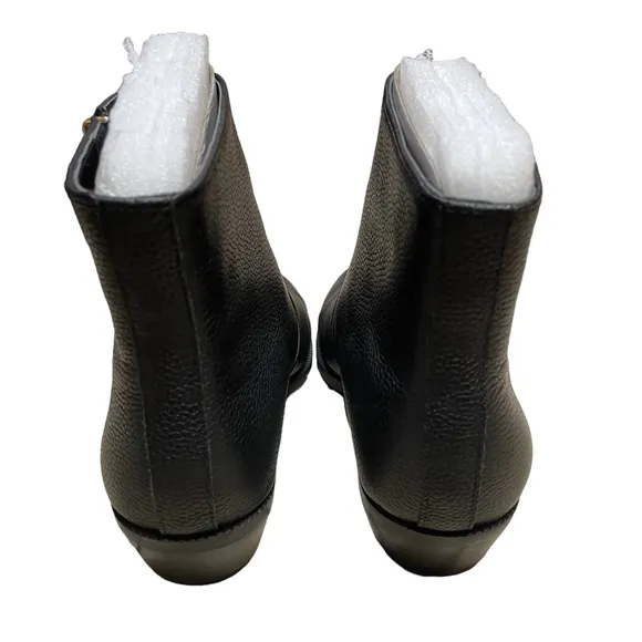 NWT IN BOX Lauren Ralph Lauren Leather Black Heeled Bootie Boots (size 9.5)