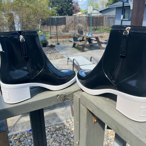 NWT Kate Spade Puddle Rubber Black Ankle Boots size 11