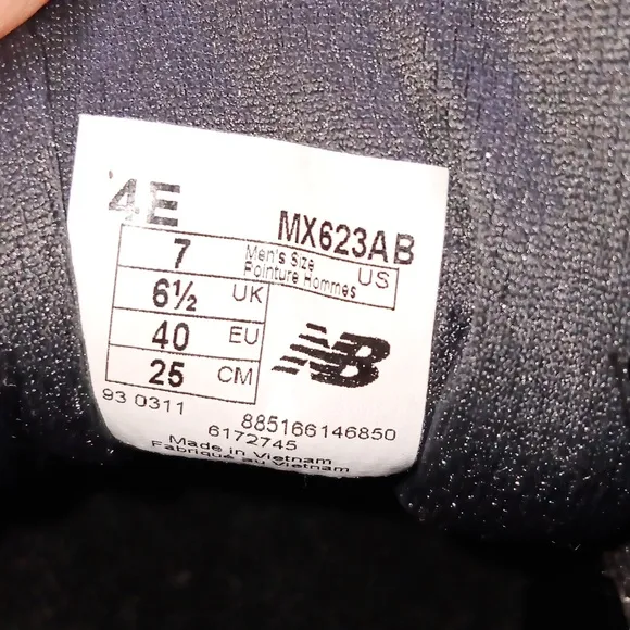 NWT New Balance 623 Slip Resistant Shoes  ■ Size 7