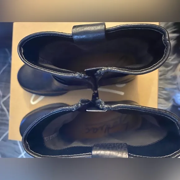 NWT Women’s Zodiac Fiera Black Leather Boots