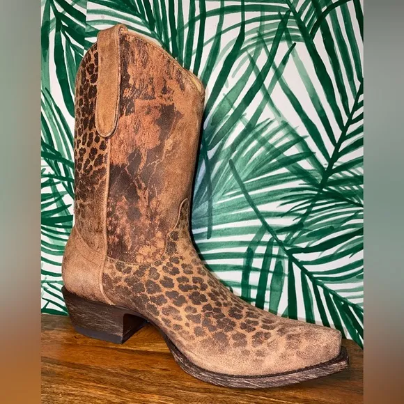 Old Gringo Leopardito Brown Suede Snip Toe Western Boots Women’s 8.5 B NWT