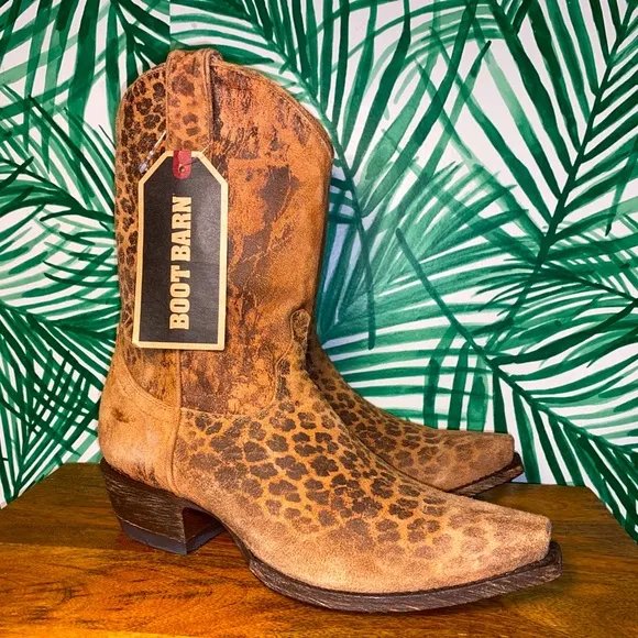 Old Gringo Leopardito Brown Suede Snip Toe Western Boots Women’s 8.5 B NWT