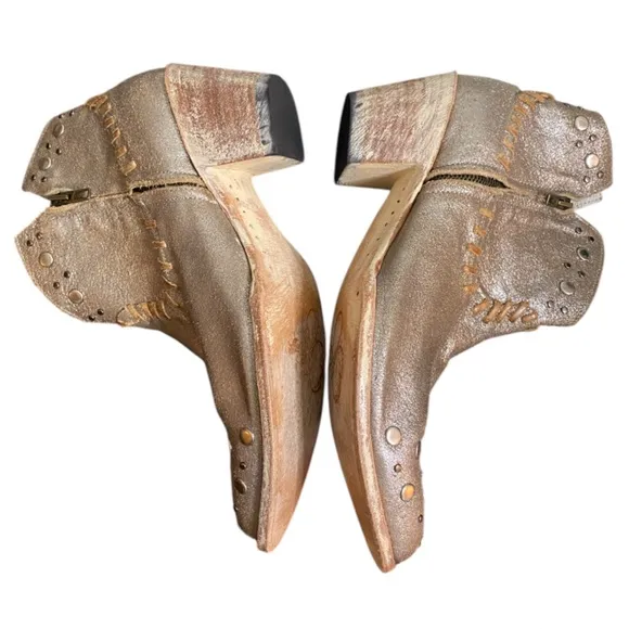 Old Gringo Western Leather Ankle Boots Almond Toes with Studded Accents Sz 10 B