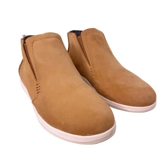 OLUKAI Hawai’iloa Manu Hope Leather Shoes Size 7 Wide in Fox / White