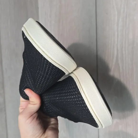 Olukai Women Pehuea Casual Black Slip-On Shoes Sz 8.5