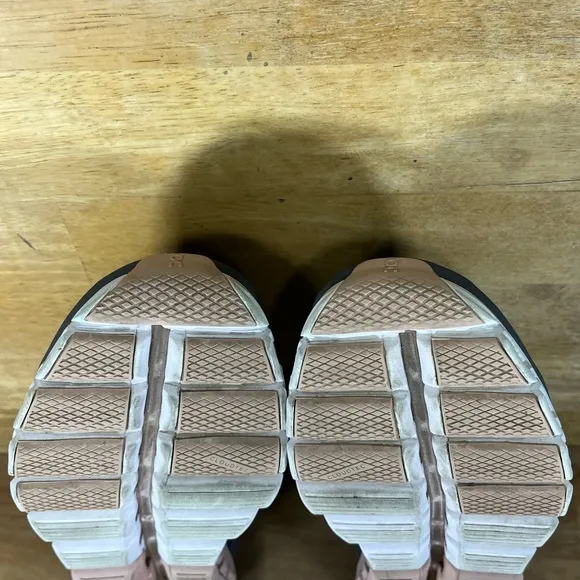On Cloudflow REFLECTIVE Womens Size 9 Running Shoes Sneakers Rock Rose