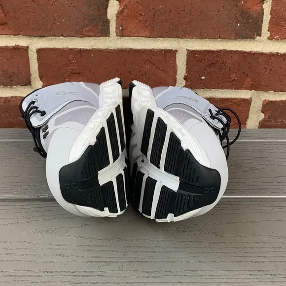 On Running Cloud 5 Waterproof Running Shoe