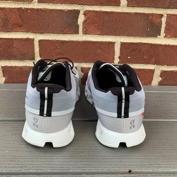 On Running Cloud 5 Waterproof Running Shoe