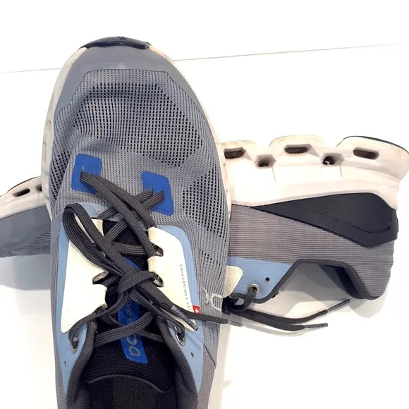 On Running Men's Cloudstratus Gray Running Shoes 12