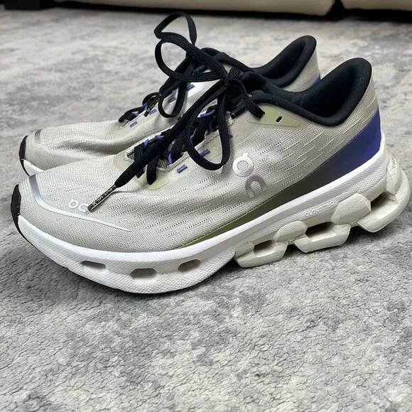 On Running On Cloudspark Sneakers Ice Grove Athletic Gym Training Womens Sz 5.5