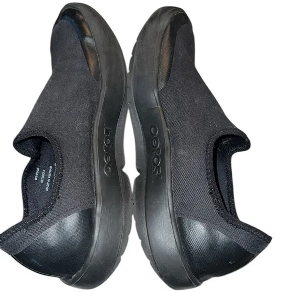 Oofos Black and Green Slip-On Shoes Size 9