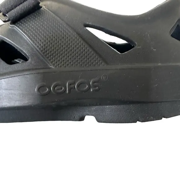 OOFOS OOCANDOO BLACK OUTDOOR SHOES SIZE 10