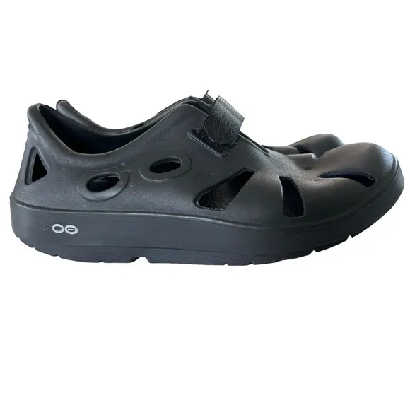 OOFOS OOCANDOO BLACK OUTDOOR SHOES SIZE 10