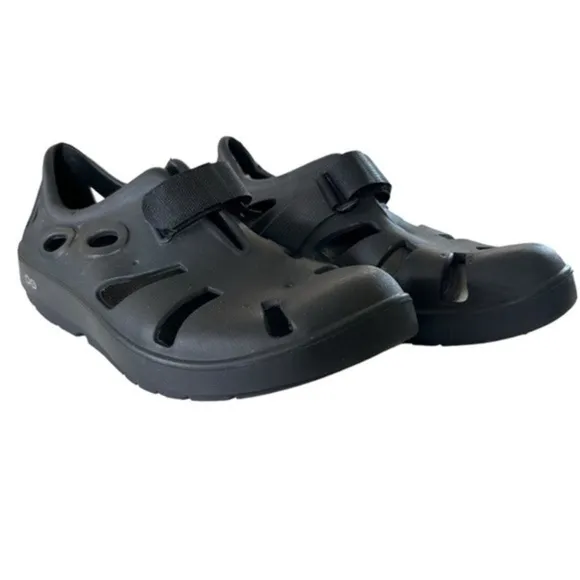 OOFOS OOCANDOO BLACK OUTDOOR SHOES SIZE 10