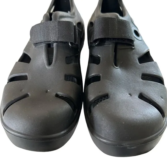 OOFOS OOCANDOO BLACK OUTDOOR SHOES SIZE 10