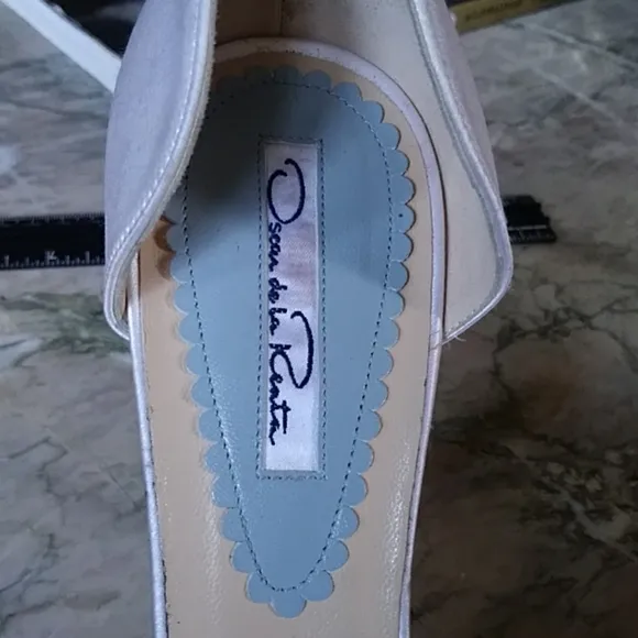 Oscar de la Renta satin shoes