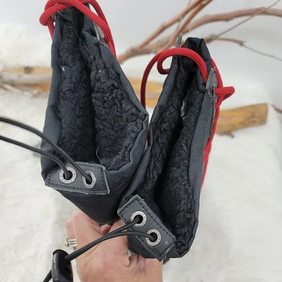 Pajar Canada lace up snow boots