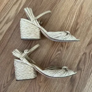 Paloma Barcelo woven Raffia Straw Strappy Sandal sz‎ 37