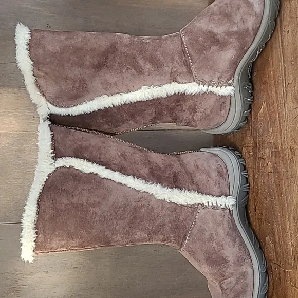 Patagonia Boots Women's sz 6 Lugano Espresso Suede Waterproof Tall Snow Boots