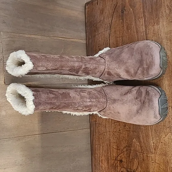 Patagonia Boots Women's sz 6 Lugano Espresso Suede Waterproof Tall Snow Boots