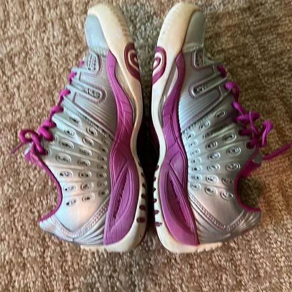 Prince Women’s 6 1/2 T22 Pink Silver White Non Marking Tennis Pickleball Shoes