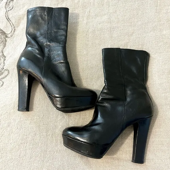 PROGETTO LEATHER WOMEN'S VALERIA PLATFORM BOOTIES