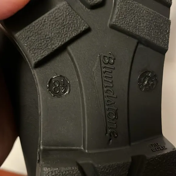 Rainbow Blundstone Boots 9.5