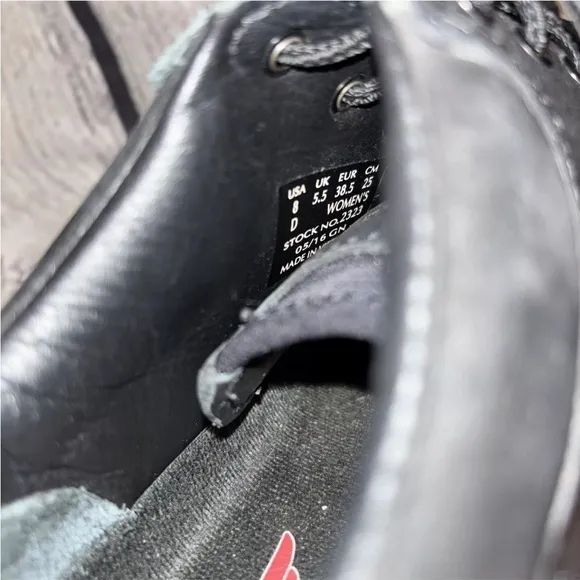 Red Wing Shoes 2323 Women’s Black Leather Steel Toe Oxford Shoe Size 8