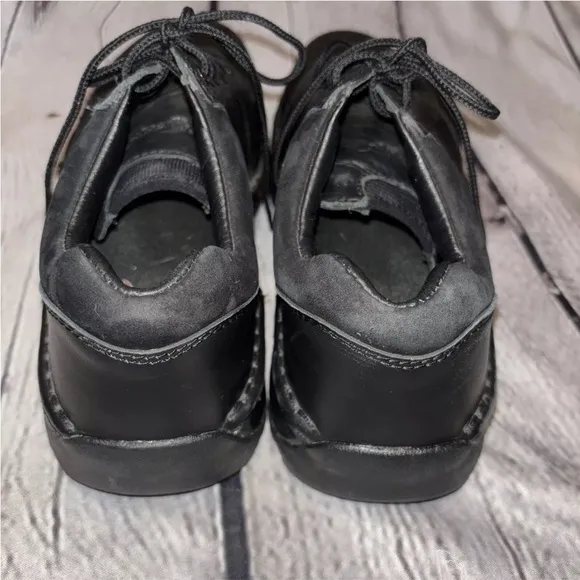 Red Wing Shoes 2323 Women’s Black Leather Steel Toe Oxford Shoe Size 8