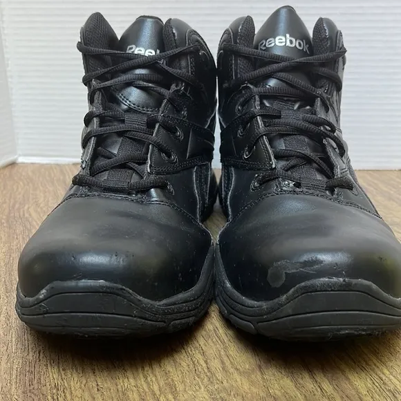 Reebok Men’s Leather Hi Top Black Boots Size 12W