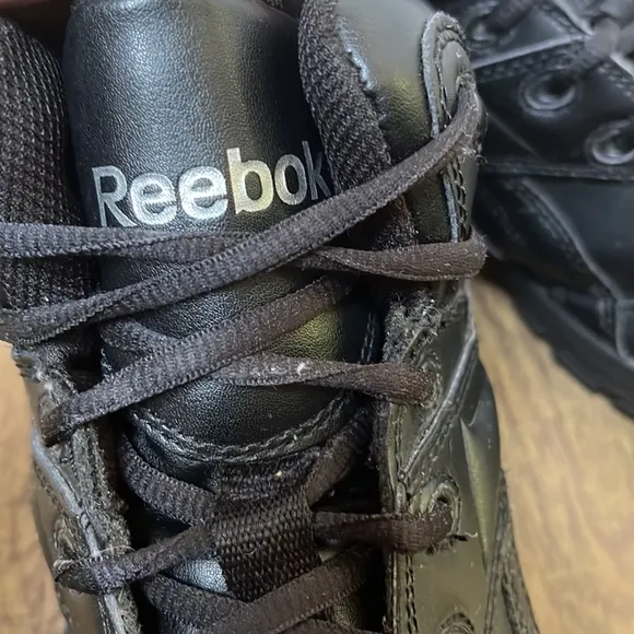 Reebok Men’s Leather Hi Top Black Boots Size 12W