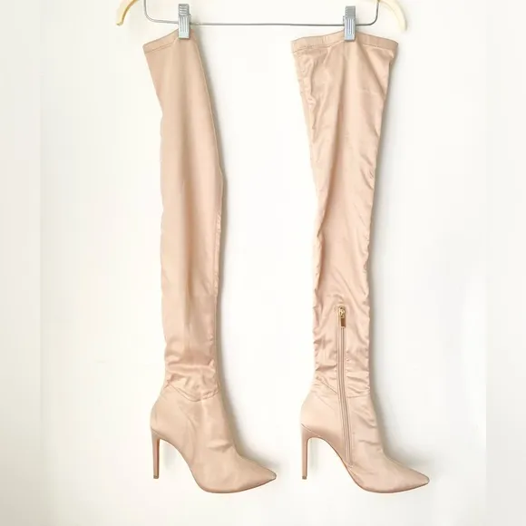 Revolve Boots Women’s 7 Raye Over the Knee OTK Sock Boot Champagne