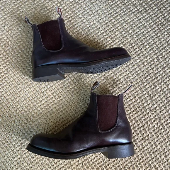 R.M Williams Men’s Chelsea Boots in brown Sz 9H (extra wide)